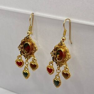 Vintage Gold Tone Dangle Heart Charm Earrings Red Green Enamel Boho